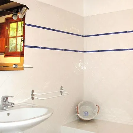 Agay Sleeps 8 Pool Air Con Wifi Holiday home *